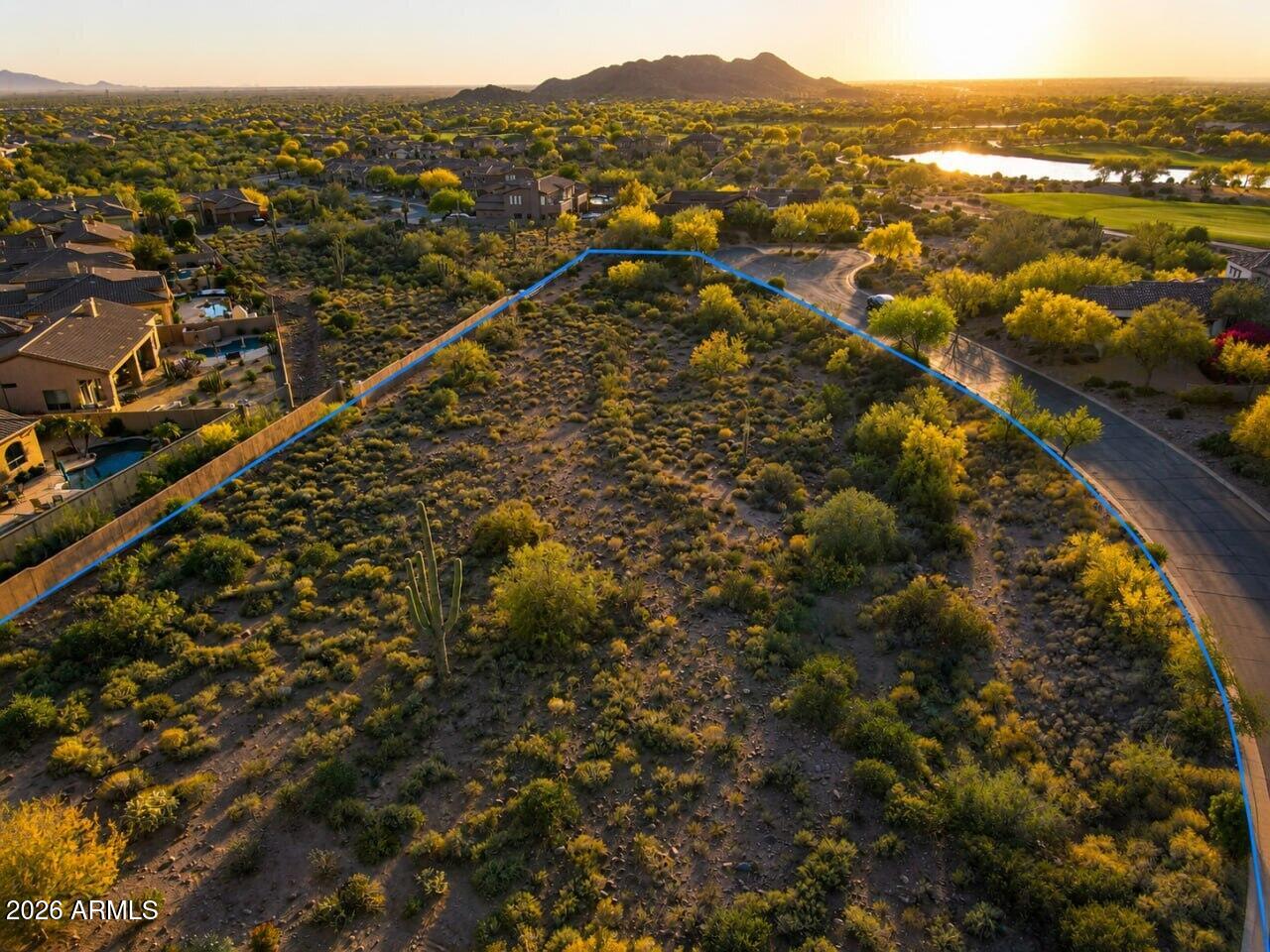 LOST GOLD ESTATES UNIT II @ SUPERSTITION FOOTHILLS - Land
