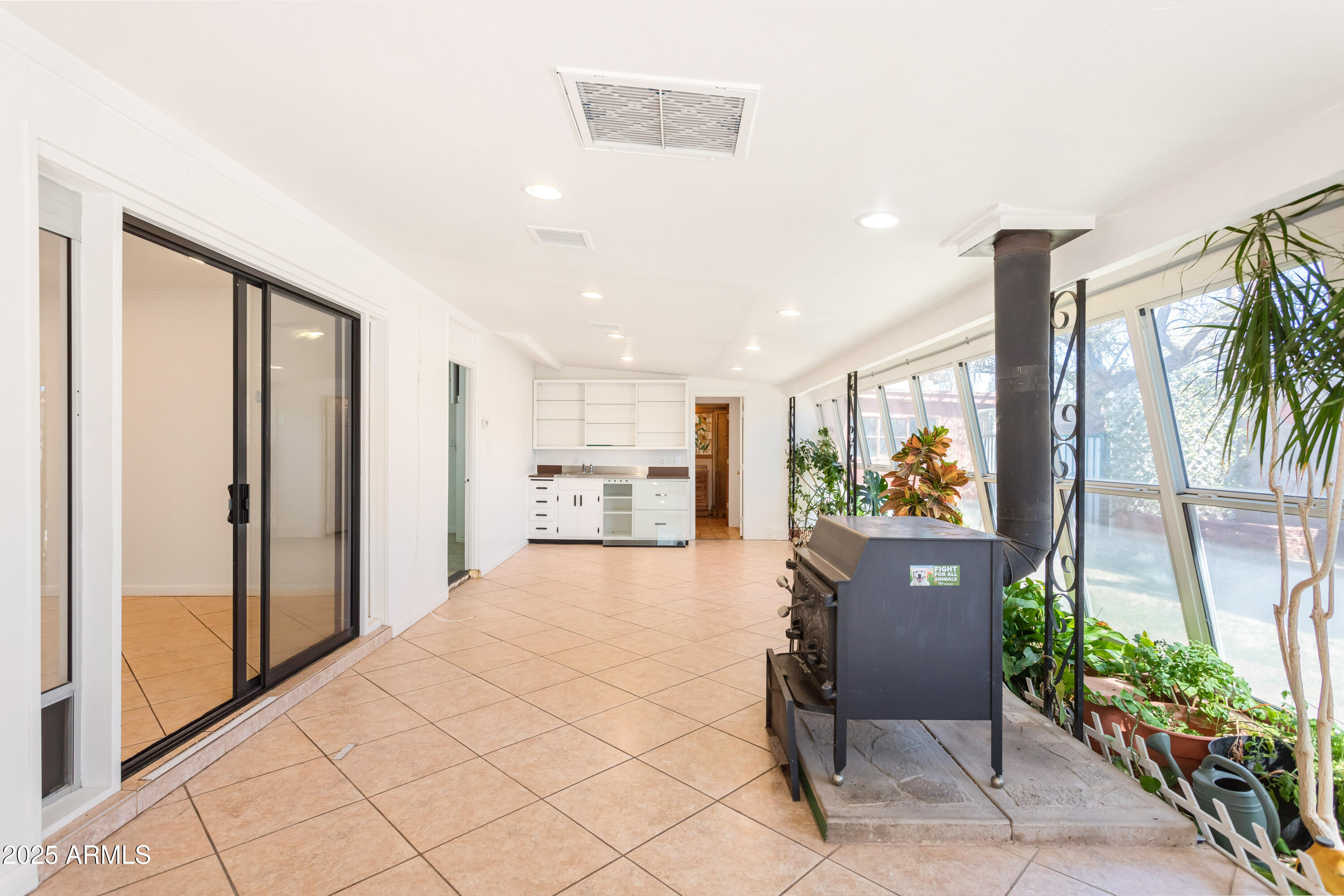 GARDEN CANYON 3 - Residential