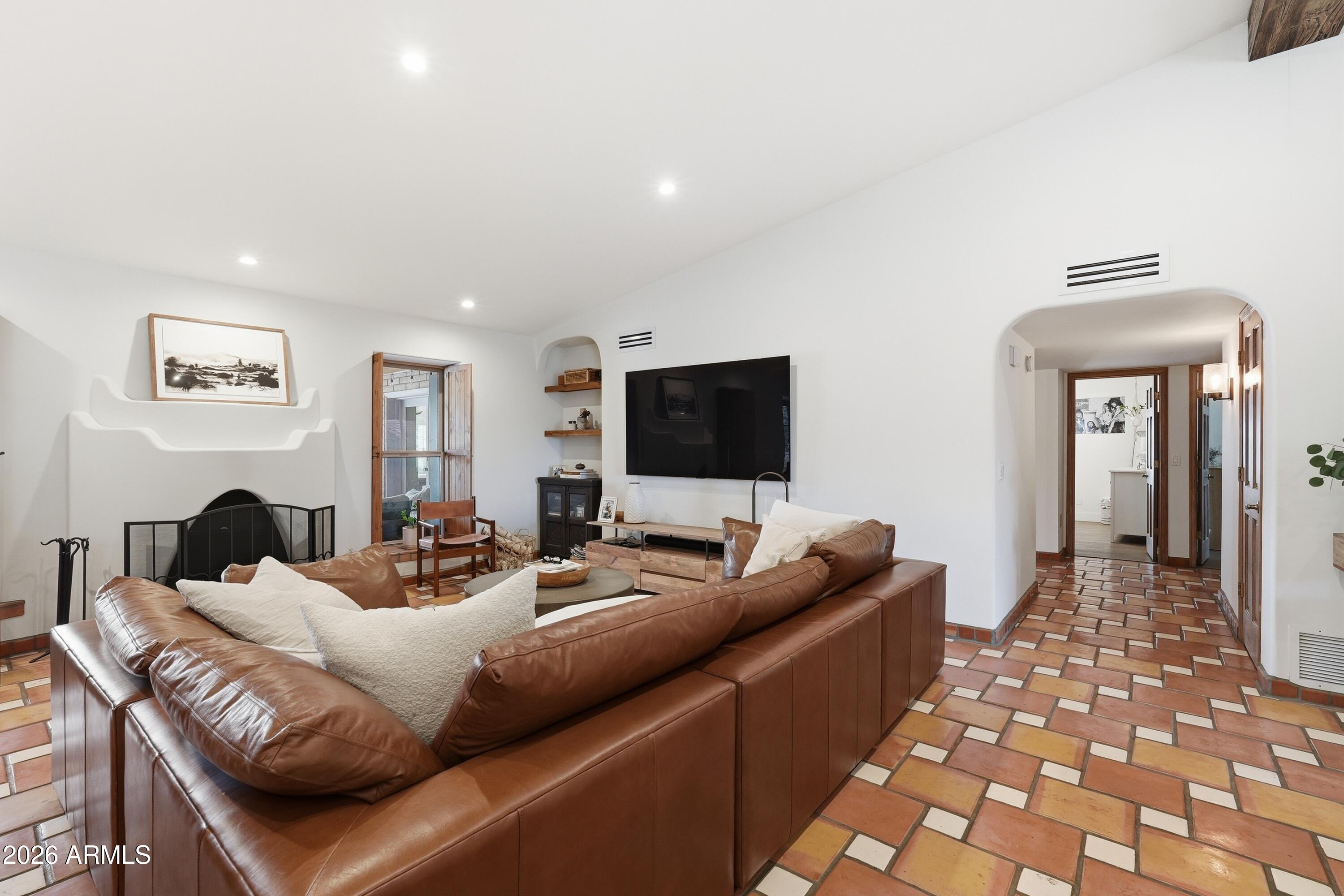CORONA DEL SOL ESTATES - Residential