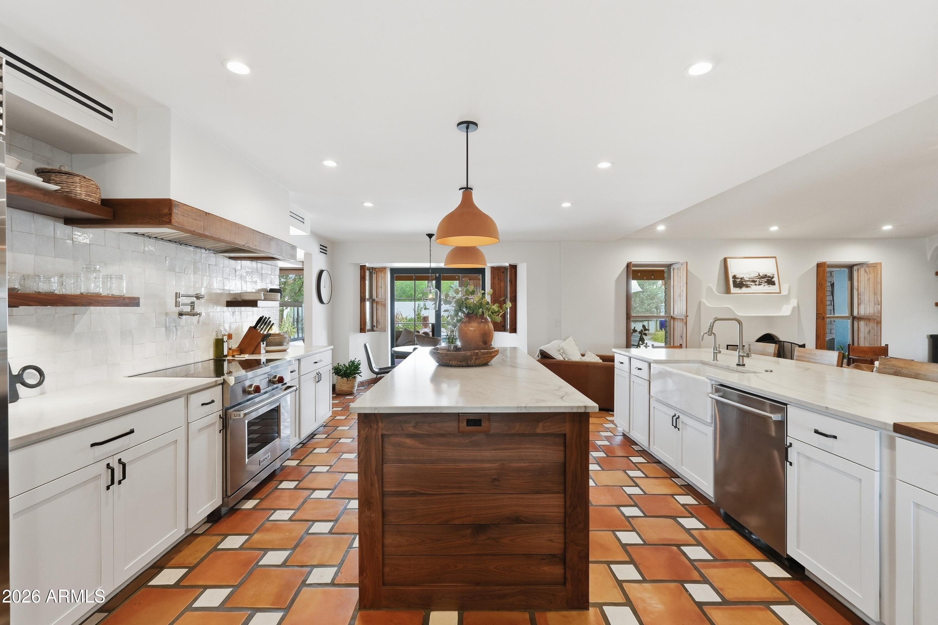 CORONA DEL SOL ESTATES - Residential