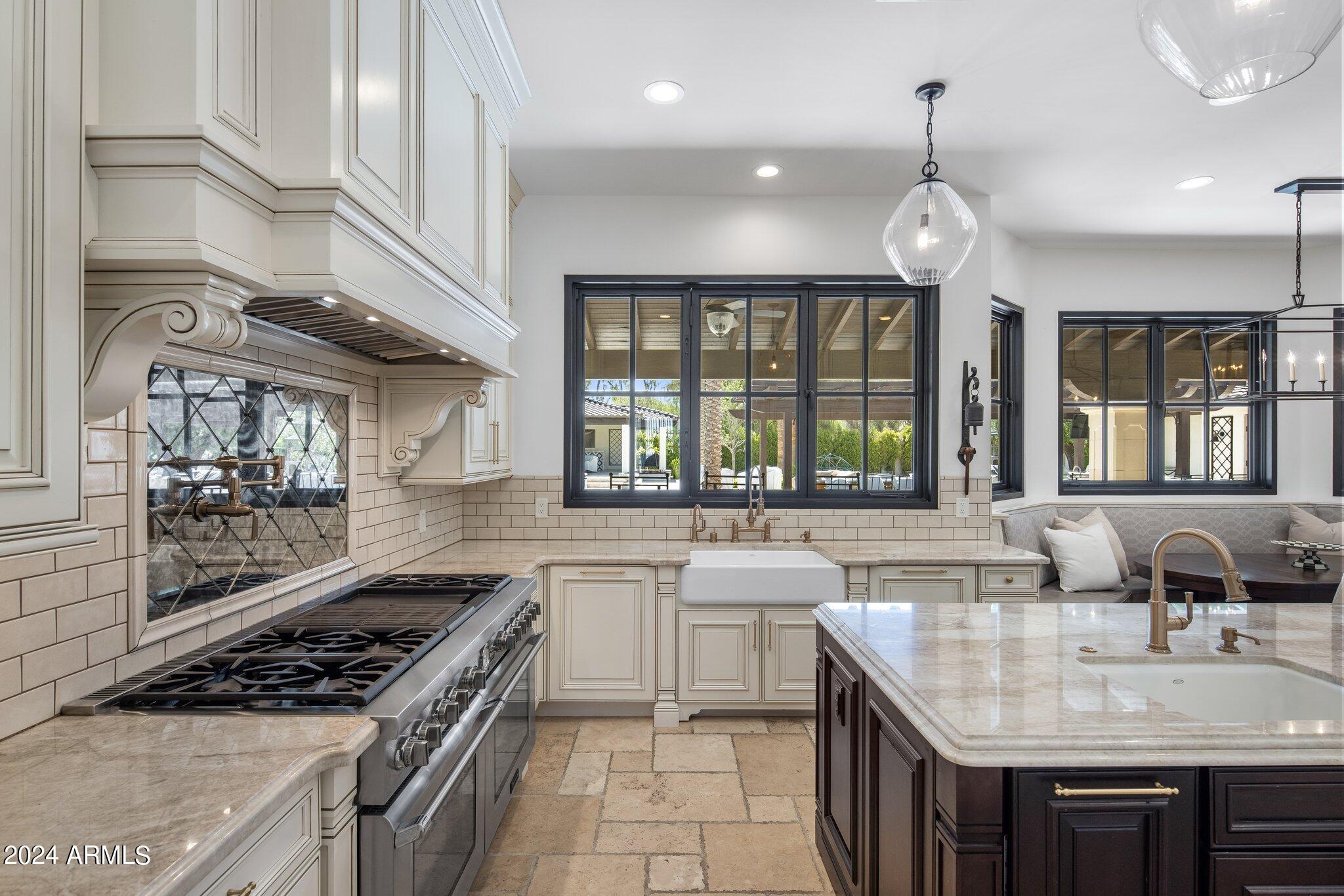 CAMELBACK COUNTRY ESTATES UNIT 5 - Residential