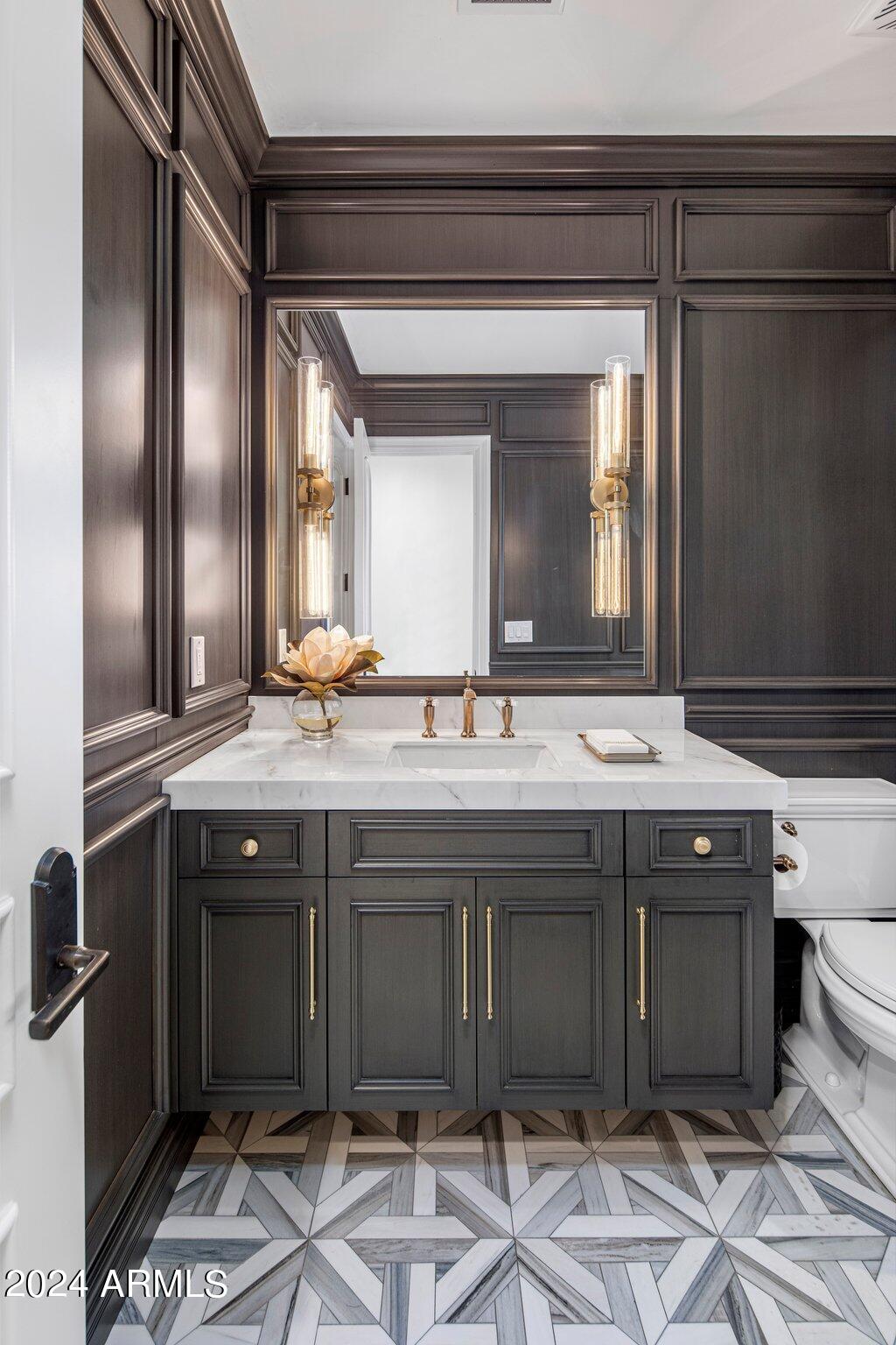 CAMELBACK COUNTRY ESTATES UNIT 5 - Residential