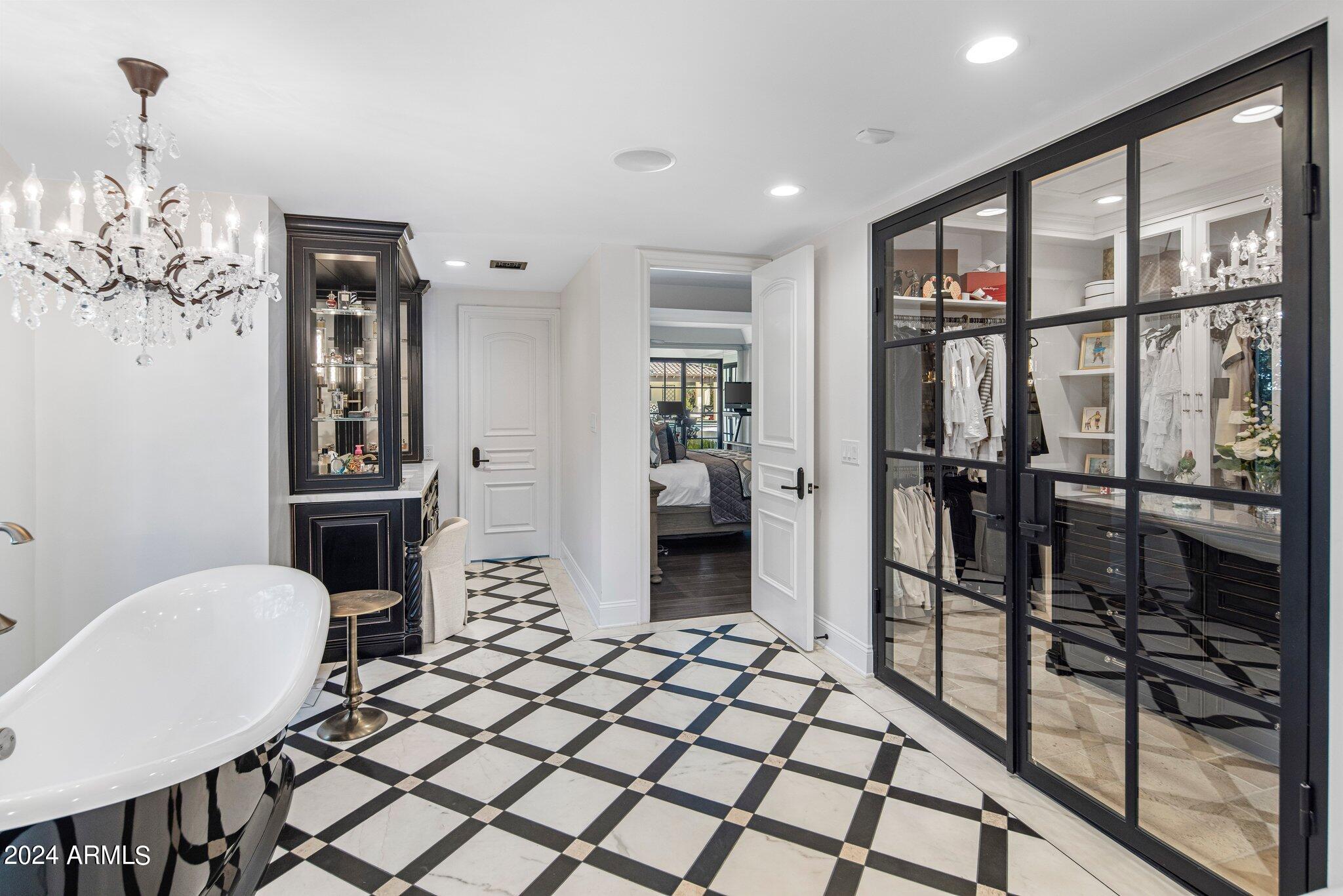 CAMELBACK COUNTRY ESTATES UNIT 5 - Residential