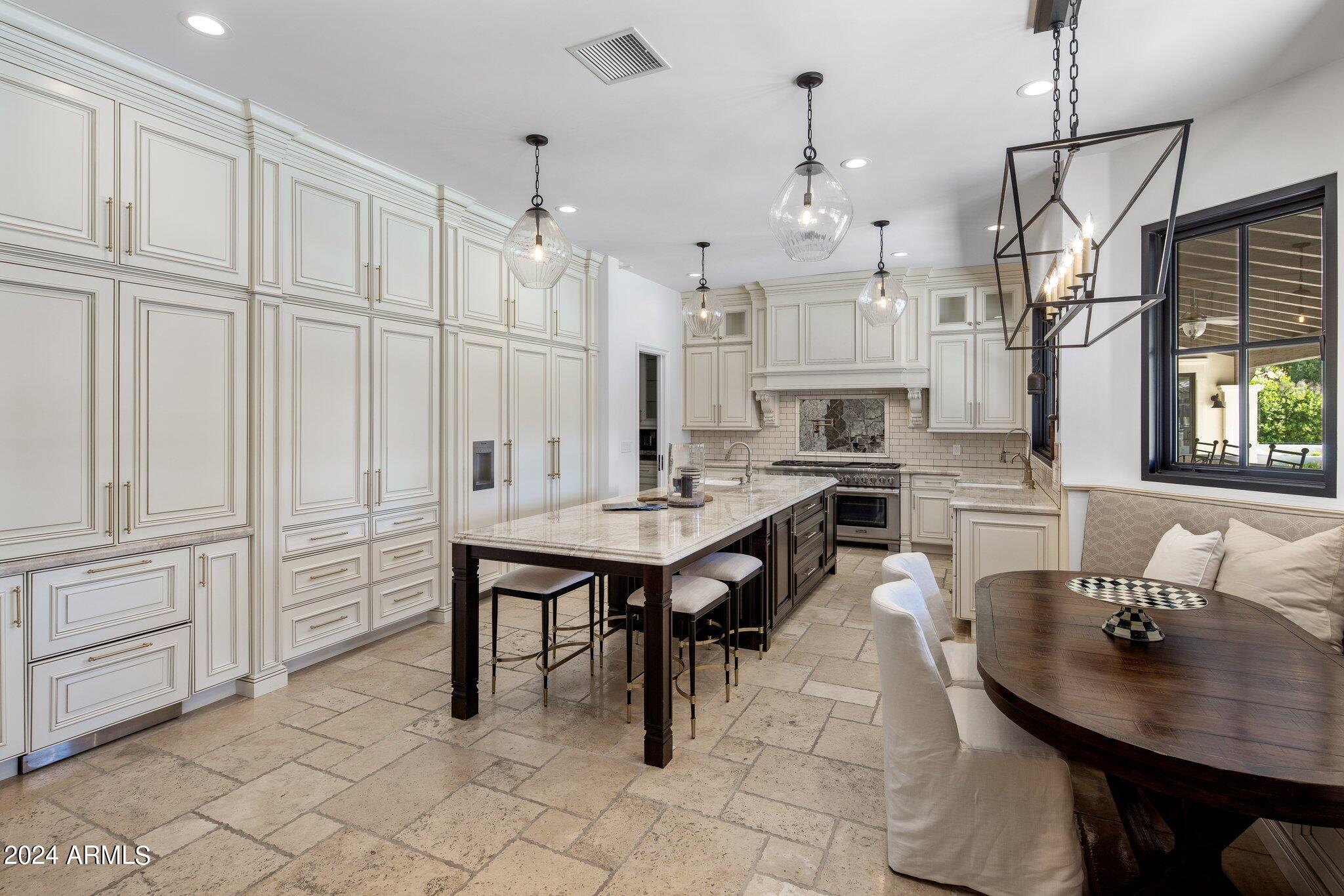 CAMELBACK COUNTRY ESTATES UNIT 5 - Residential
