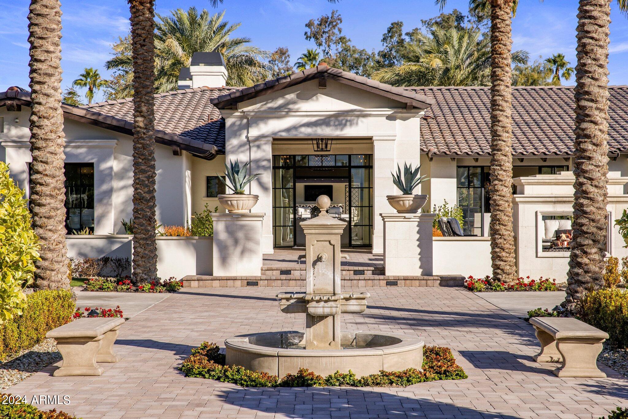 CAMELBACK COUNTRY ESTATES UNIT 5 - Residential