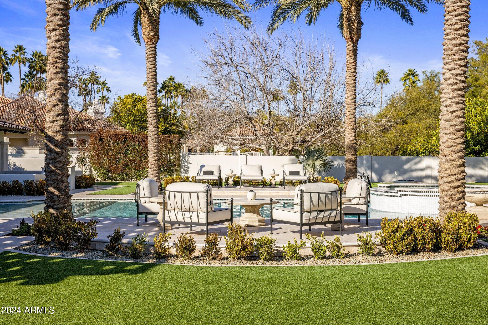 CAMELBACK COUNTRY ESTATES UNIT 5 - Residential