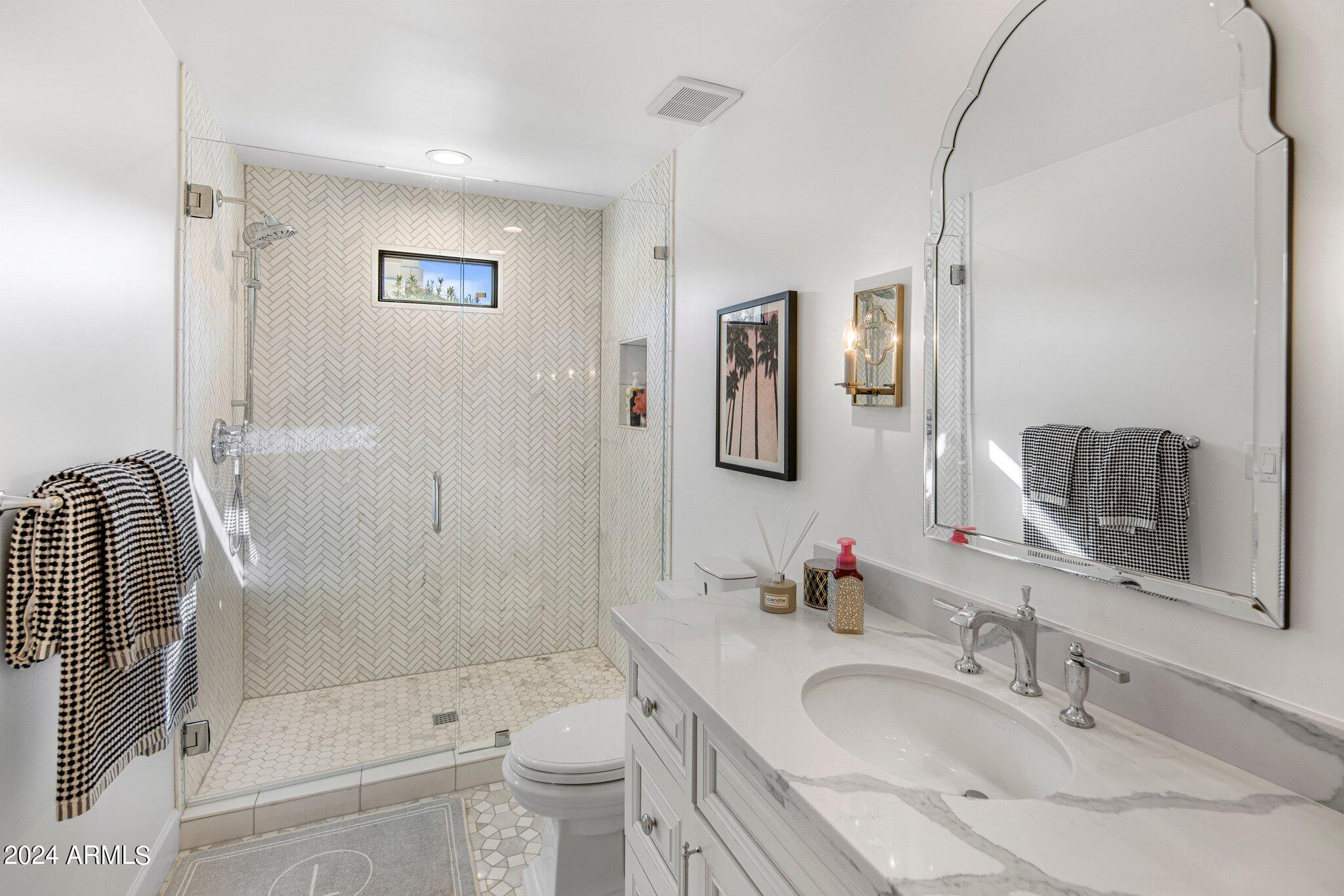 CAMELBACK COUNTRY ESTATES UNIT 5 - Residential