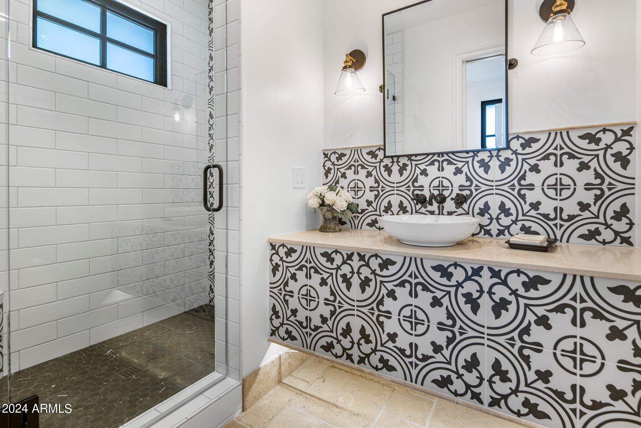 CAMELBACK COUNTRY ESTATES UNIT 5 - Residential