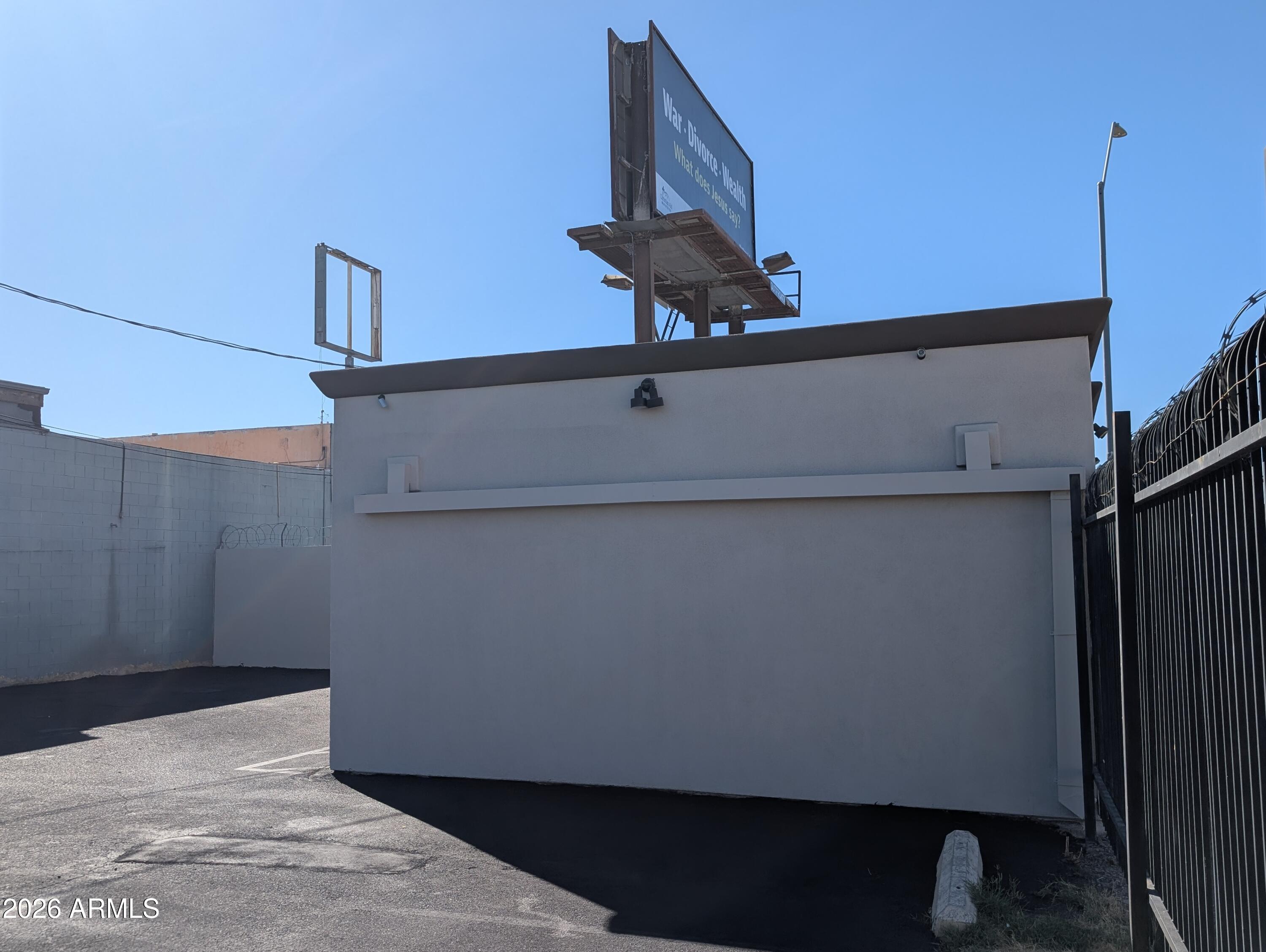 SUNNYSLOPE COURT - Commercial Sale