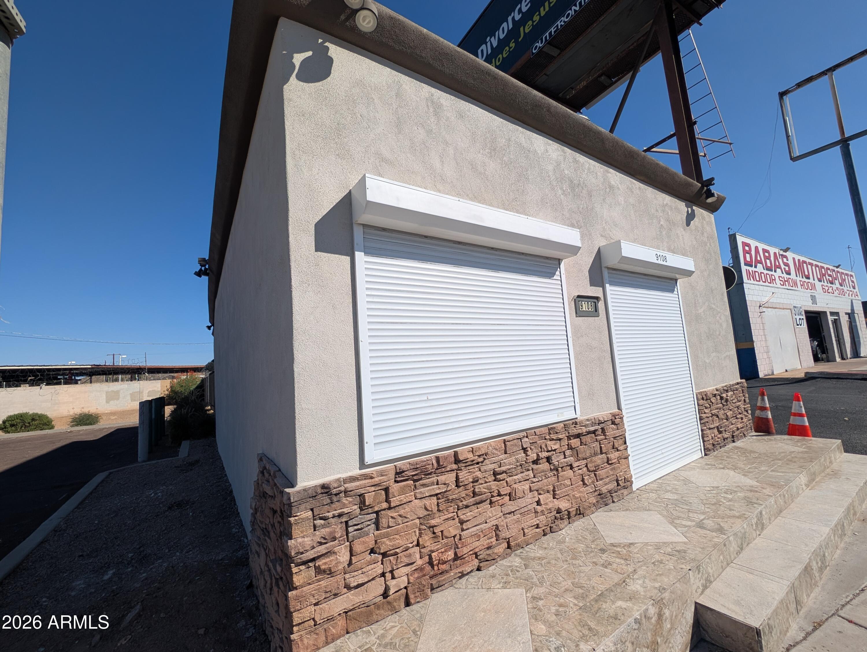 SUNNYSLOPE COURT - Commercial Sale