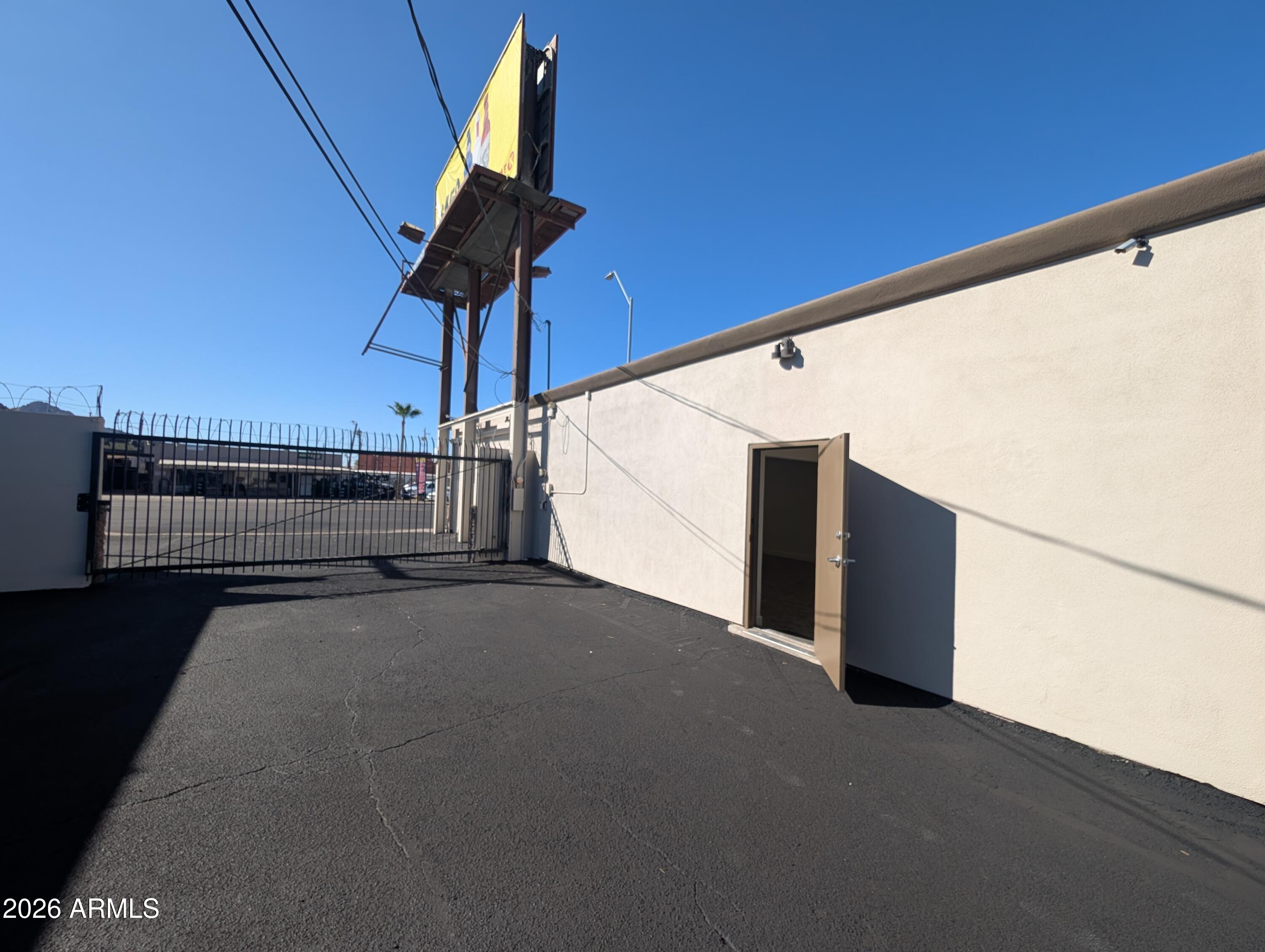 SUNNYSLOPE COURT - Commercial Sale