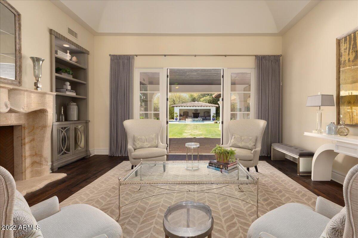Mockingbird Square - Residential