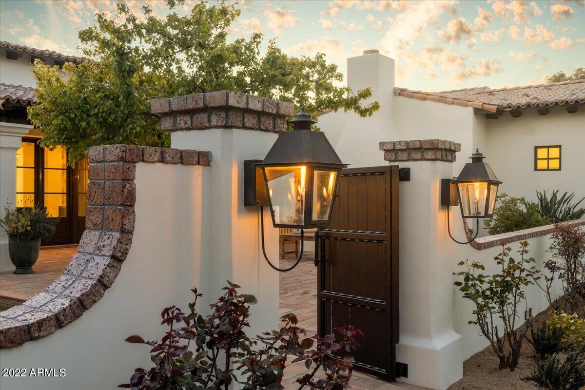 Mockingbird Square - Residential