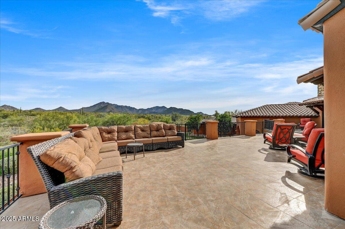 PRADO ESTATES - Residential