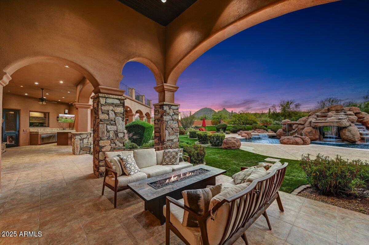 PRADO ESTATES - Residential