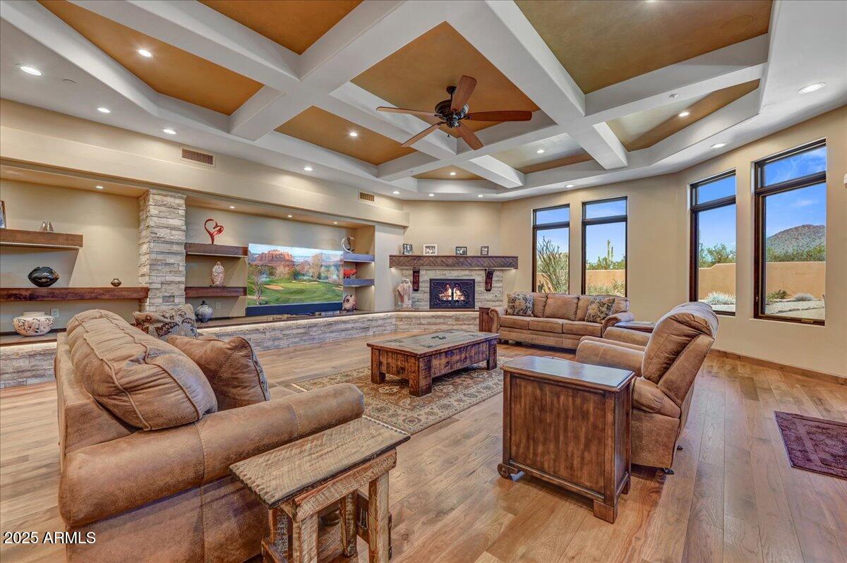 PRADO ESTATES - Residential