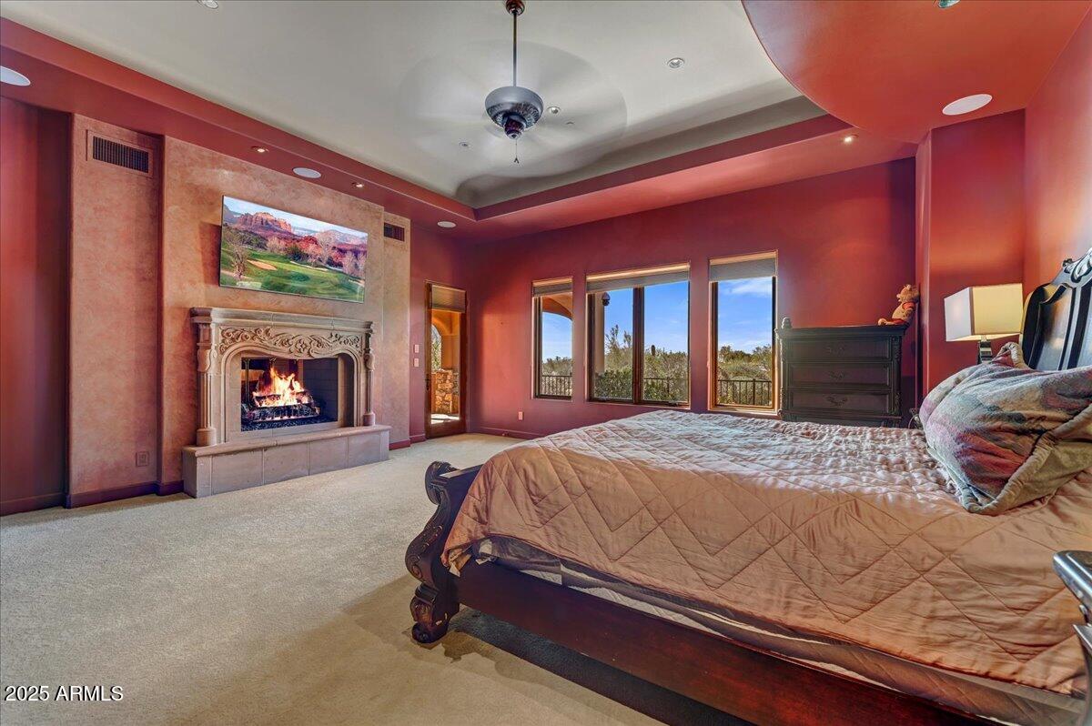 PRADO ESTATES - Residential