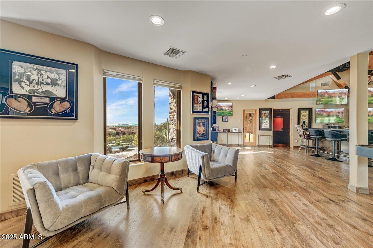 PRADO ESTATES - Residential