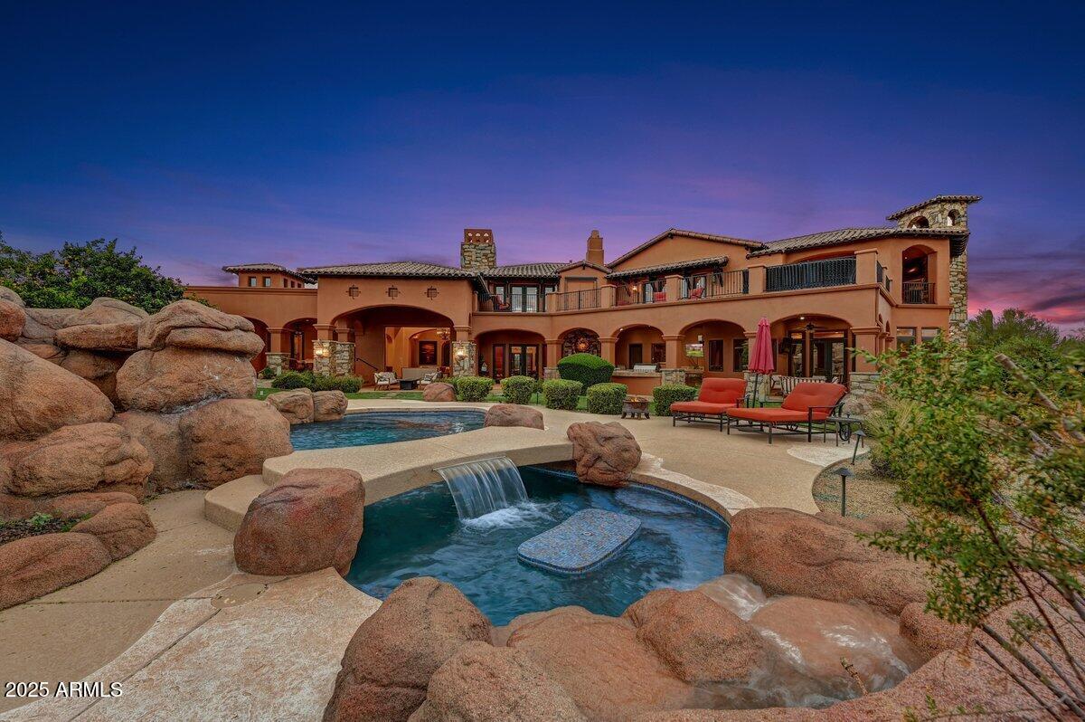 PRADO ESTATES - Residential