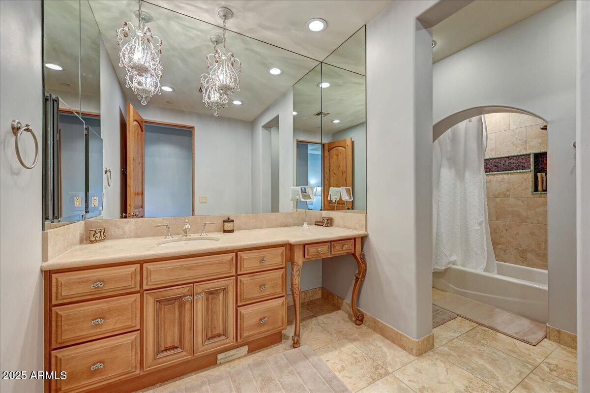 PRADO ESTATES - Residential