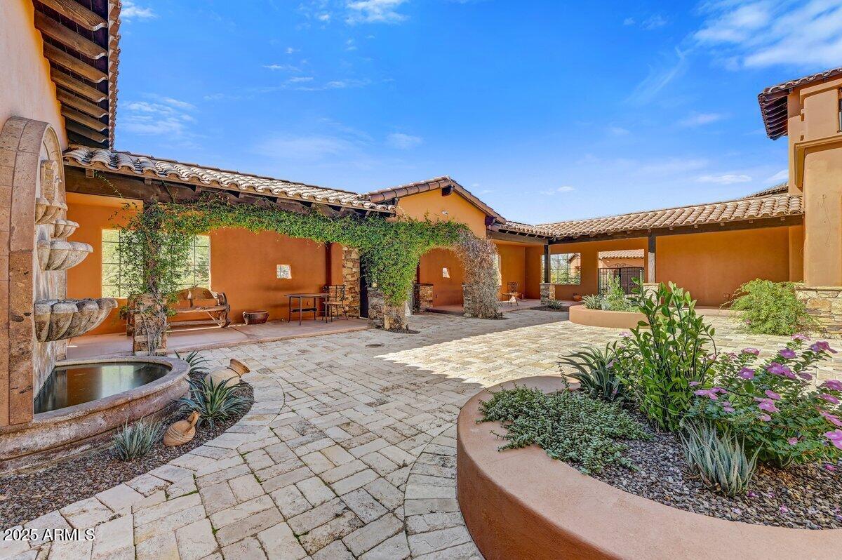 PRADO ESTATES - Residential