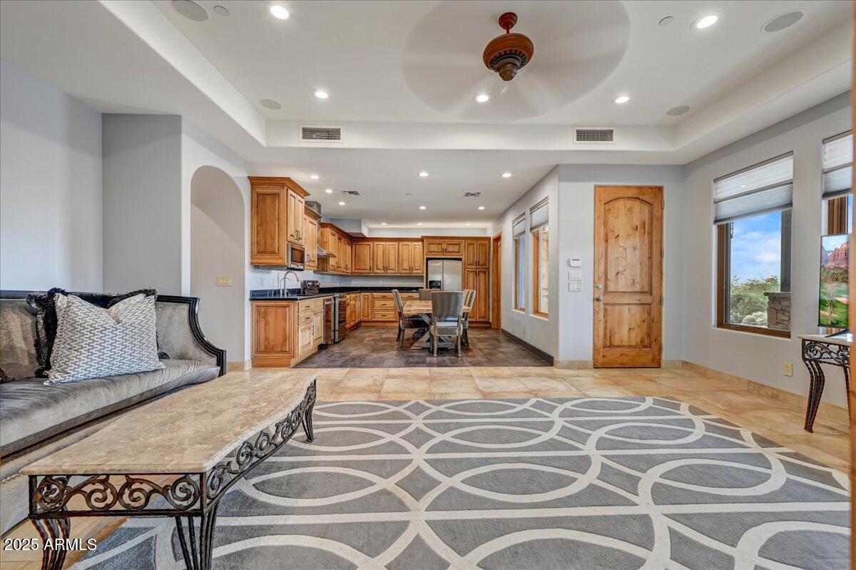 PRADO ESTATES - Residential