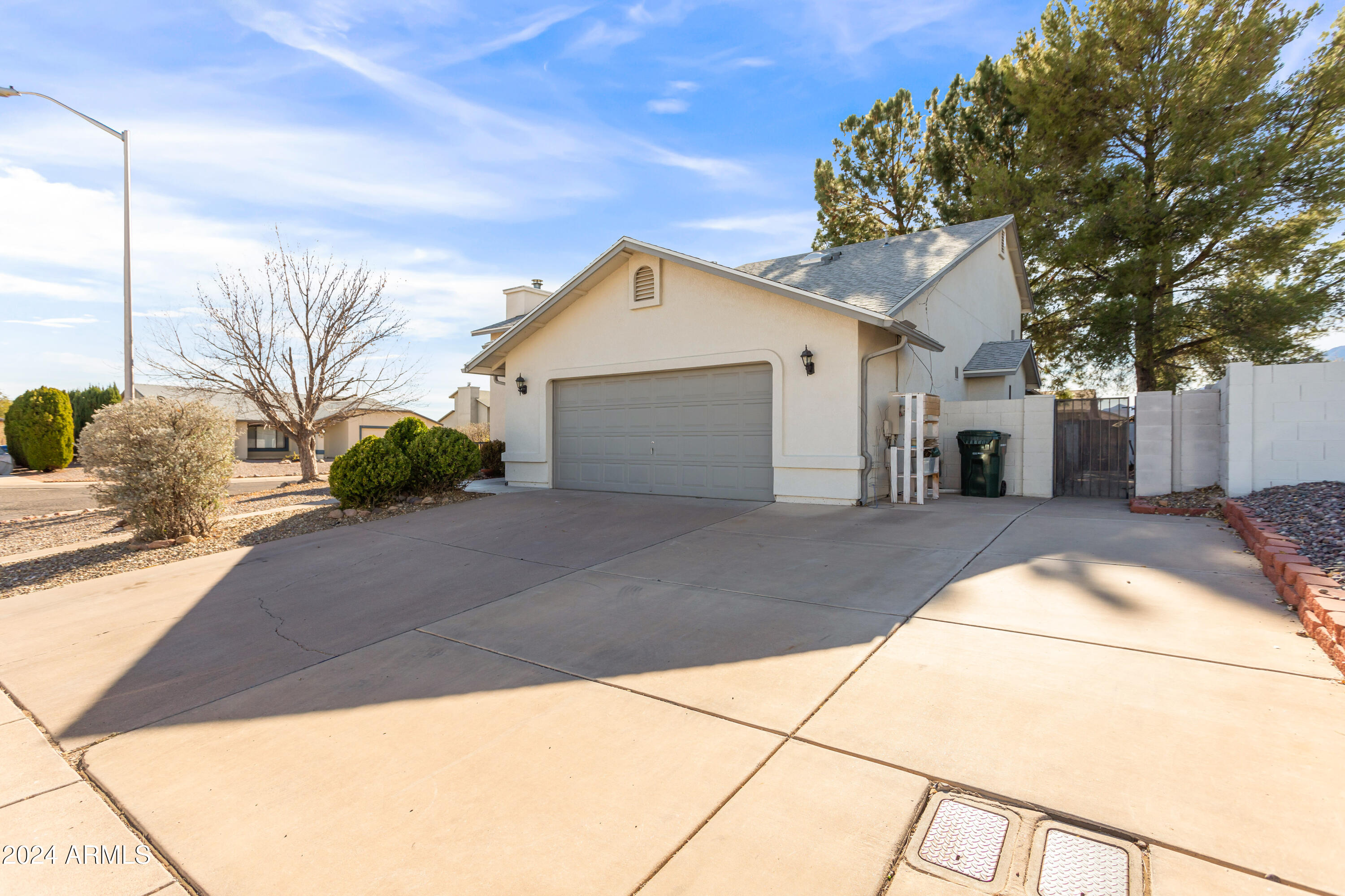 SHADOW RIDGE - Residential