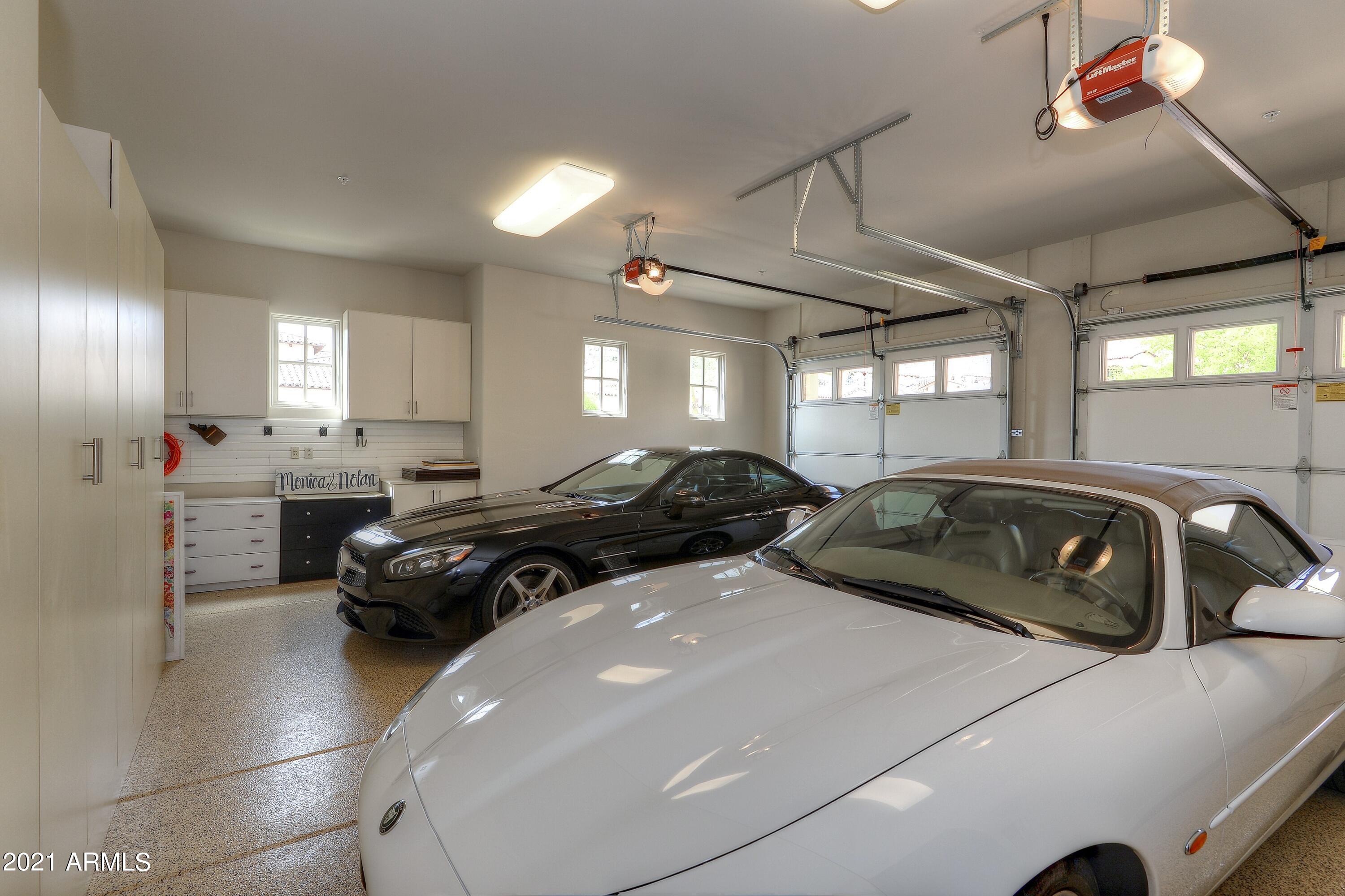 PARADISE RESERVE REPLAT - Residential