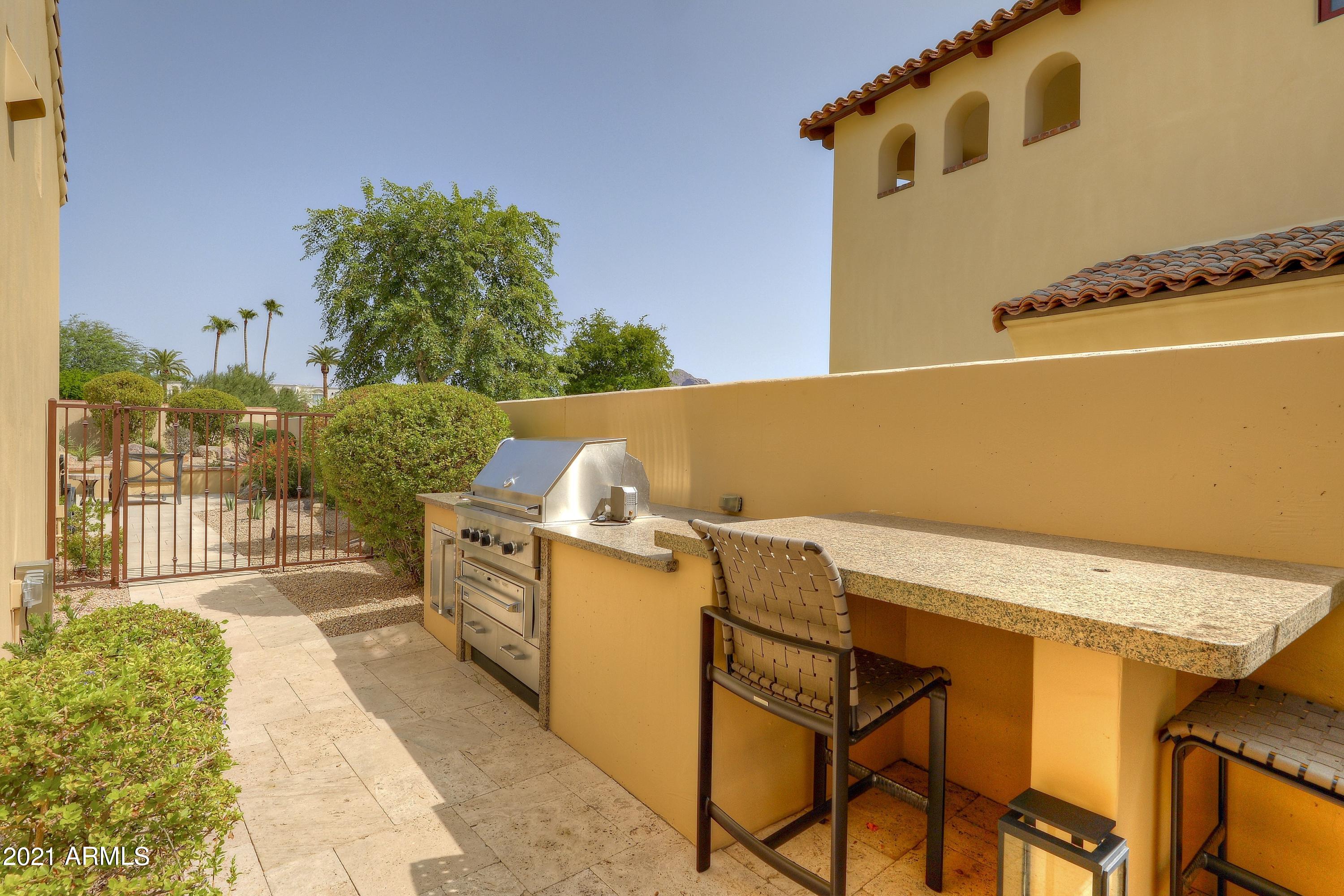 PARADISE RESERVE REPLAT - Residential