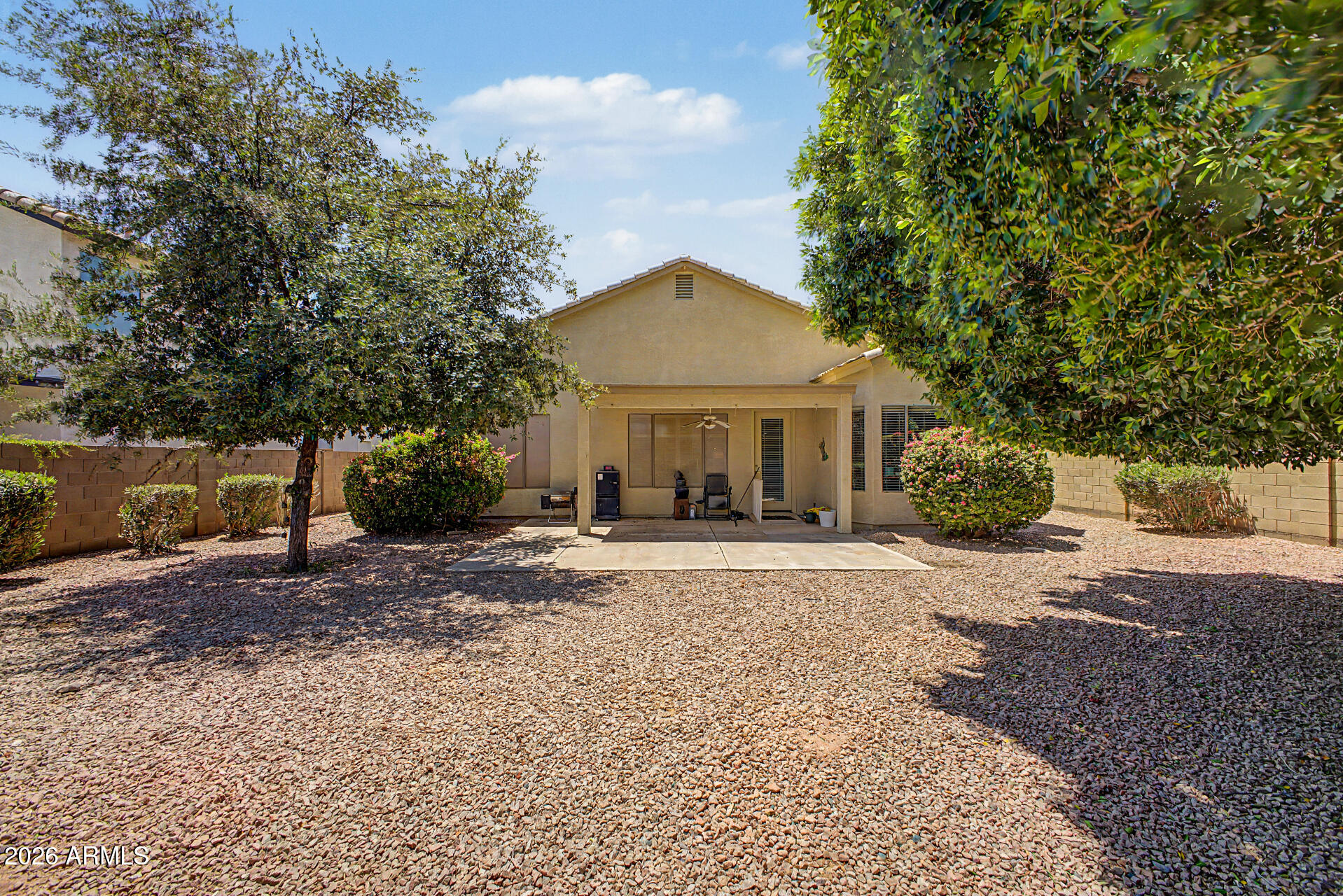 LINDSAY MEADOWS - Residential