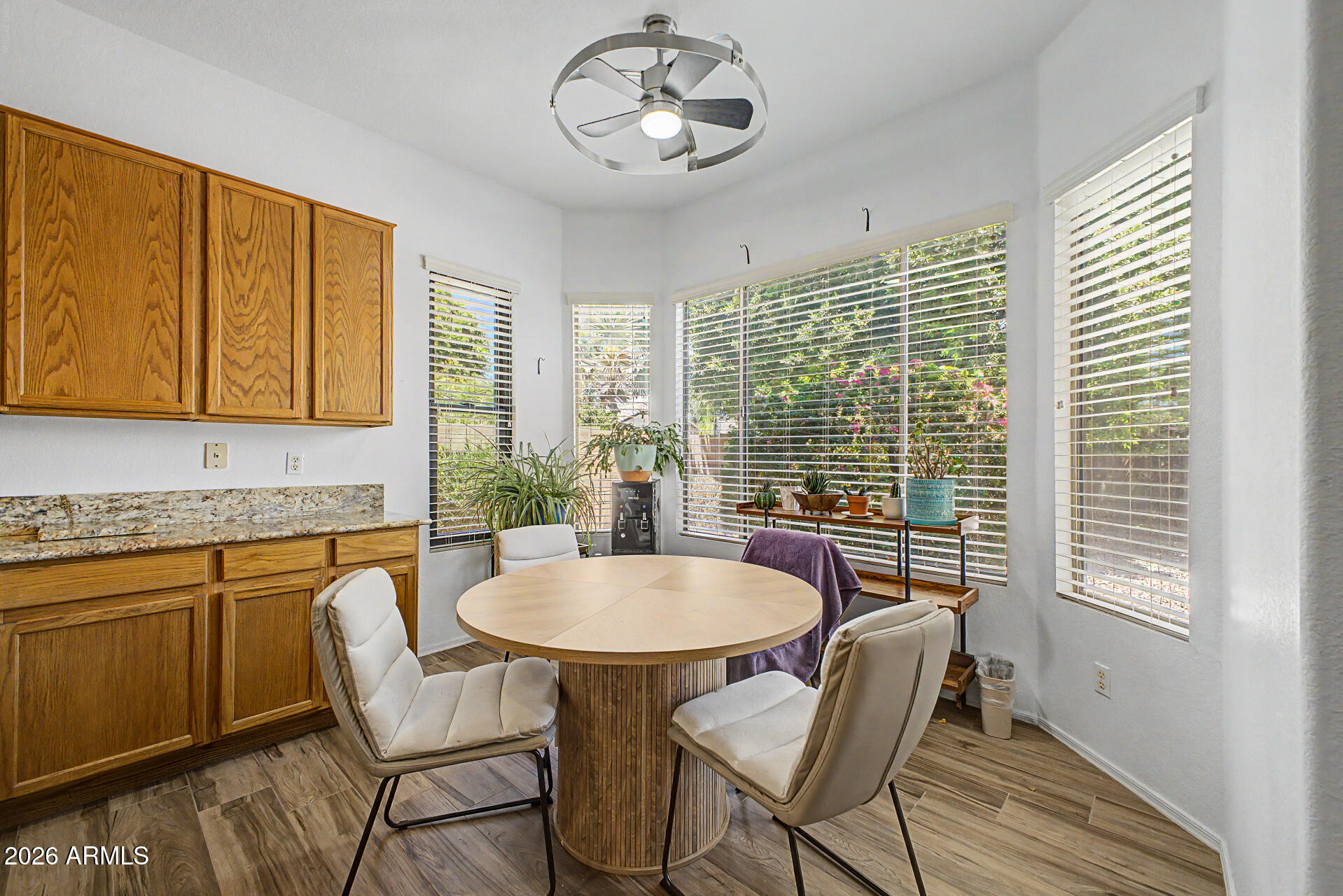 LINDSAY MEADOWS - Residential