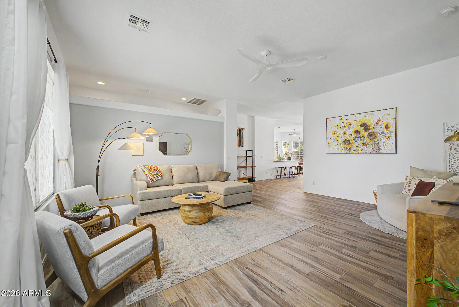 LINDSAY MEADOWS - Residential
