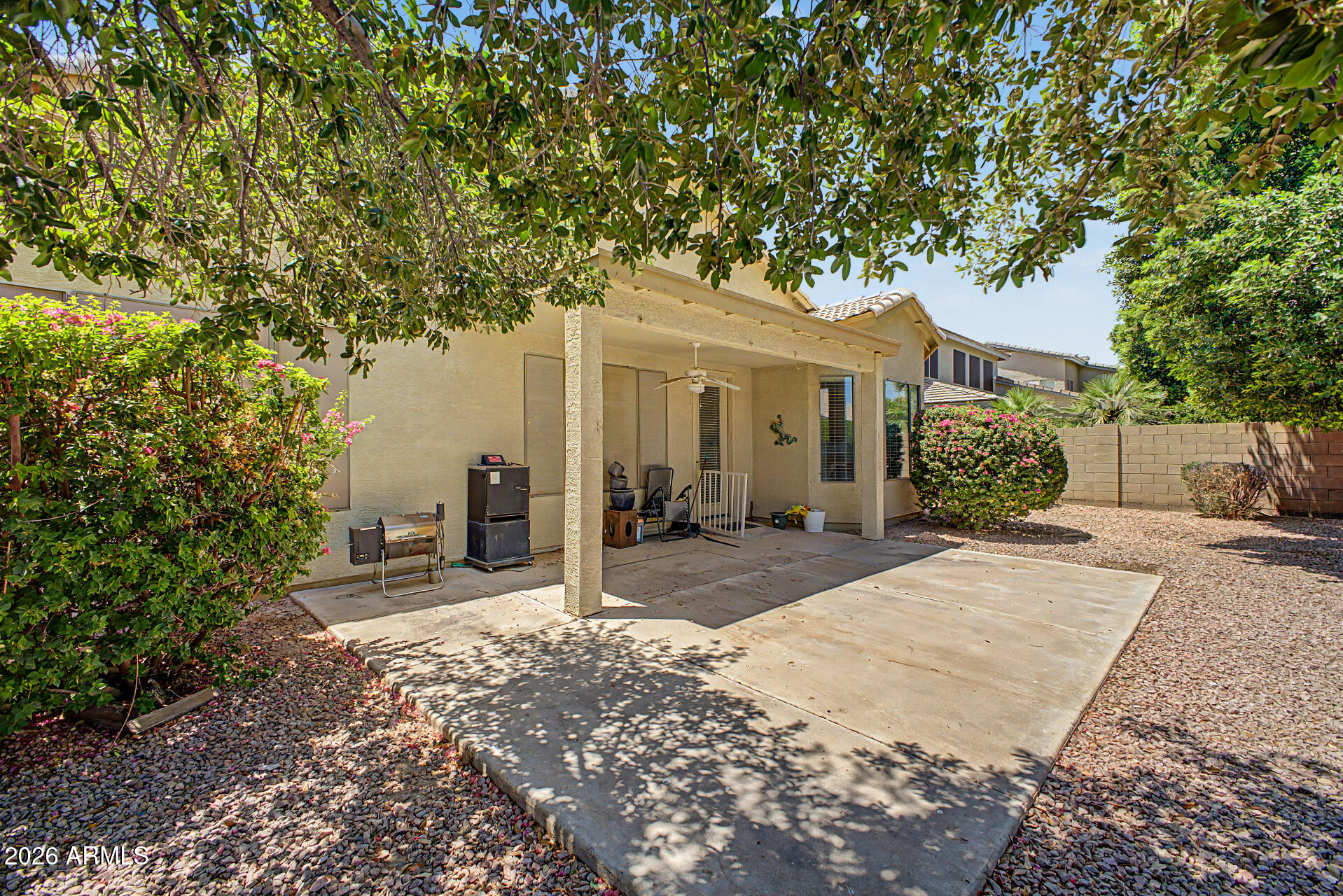 LINDSAY MEADOWS - Residential