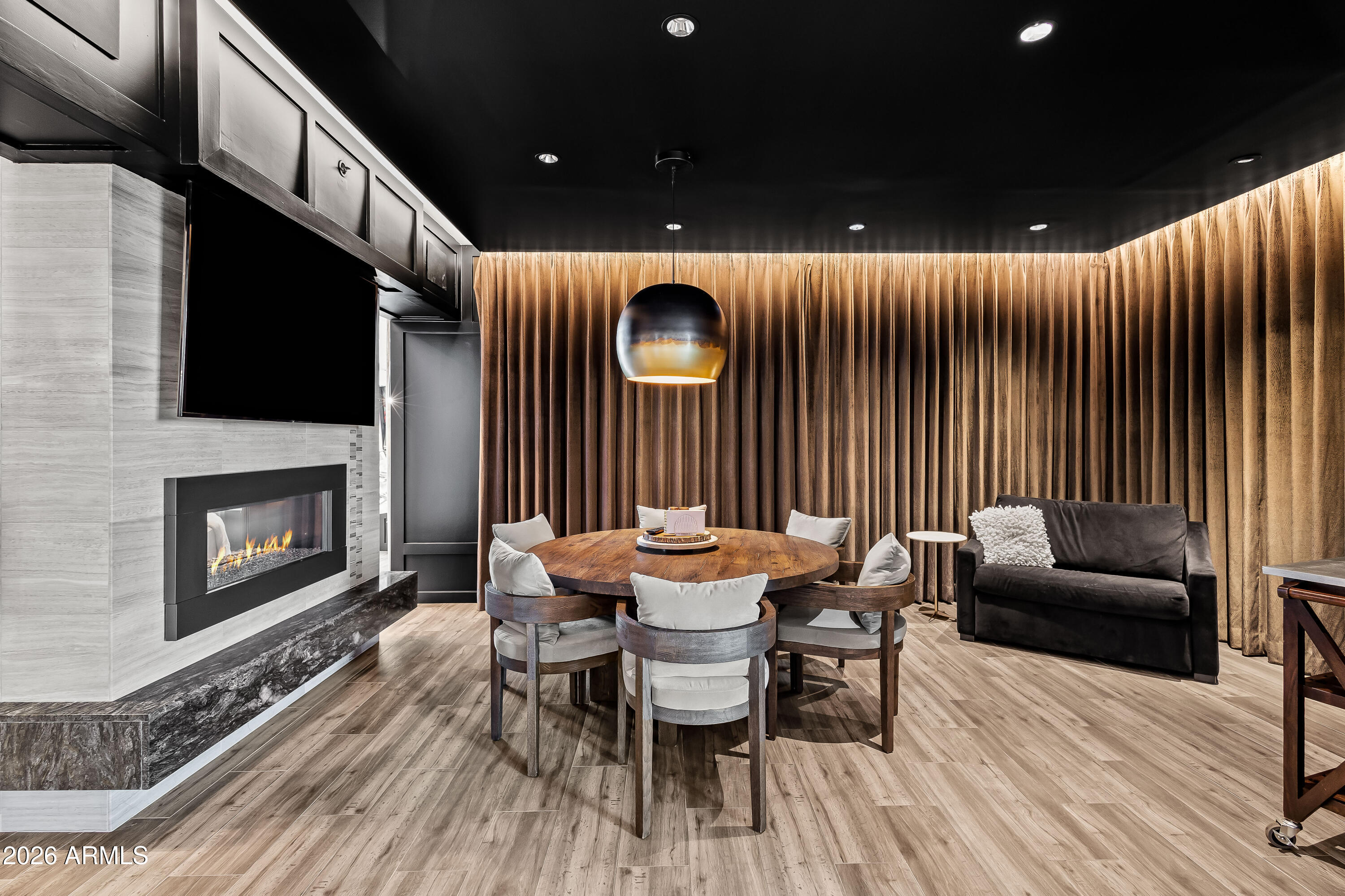BRIDGEVIEW AT HAYDEN FERRY LAKESIDE CONDOMINIUM AM - Residential