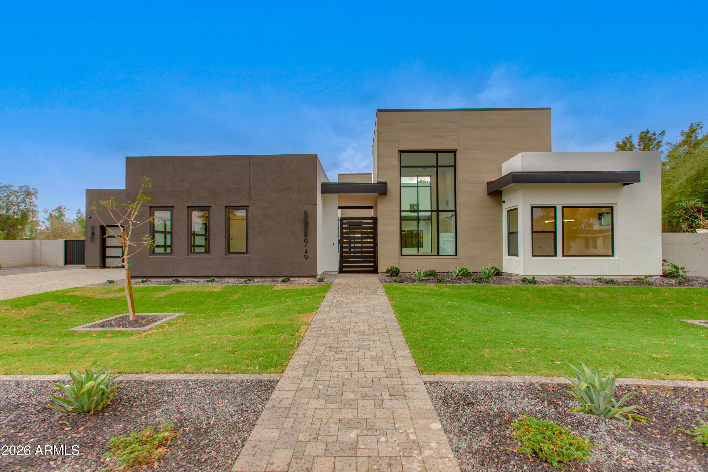 FOOTHILLS RANCHOS - Residential