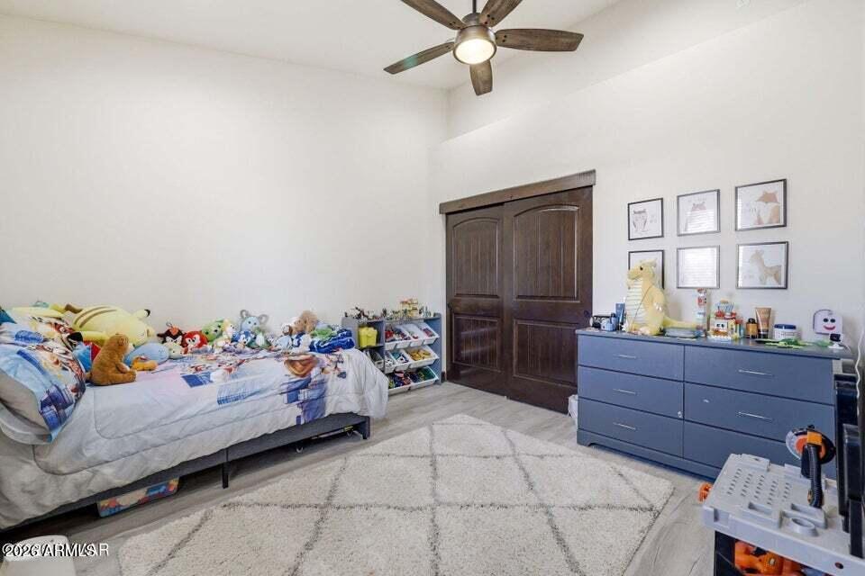 WHISPERING TRAILS UNIT 1 - Residential