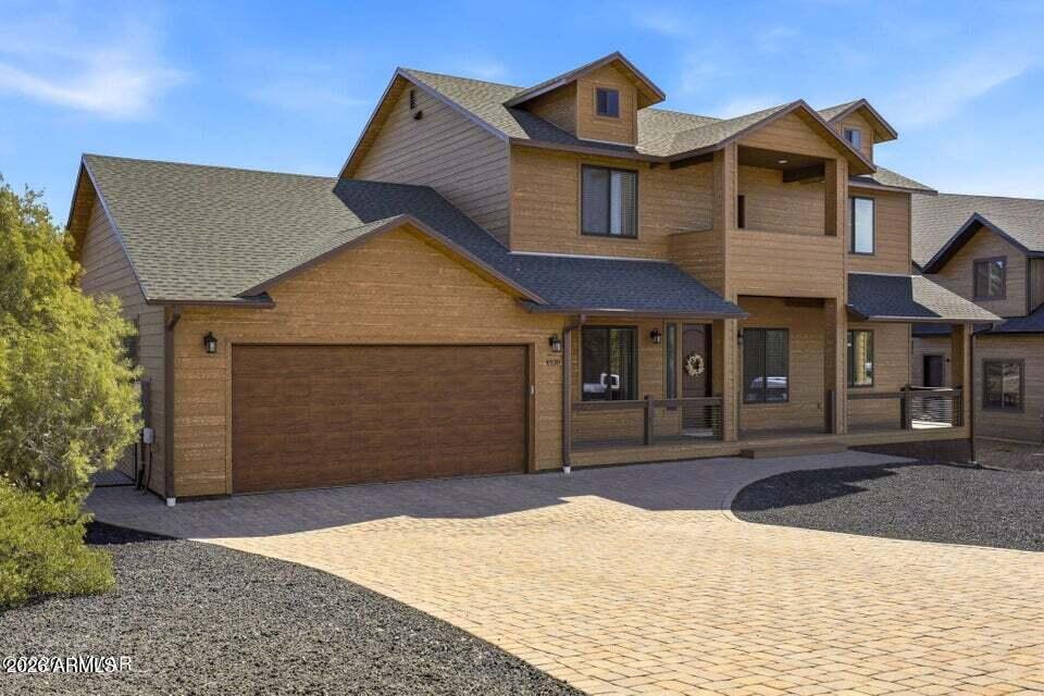 WHISPERING TRAILS UNIT 1 - Residential