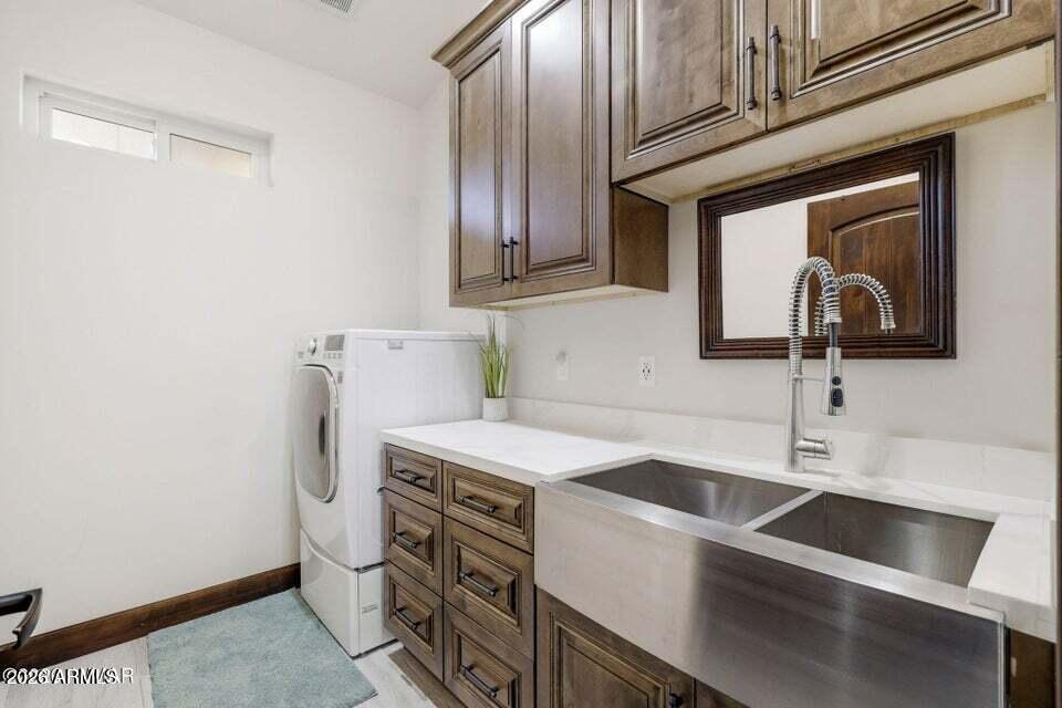 WHISPERING TRAILS UNIT 1 - Residential