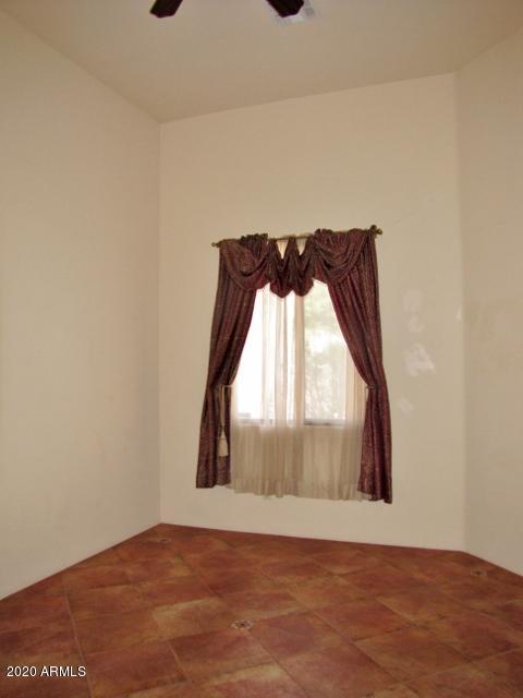 LEGENDS AT VALIENTE UNIT 2 - Residential