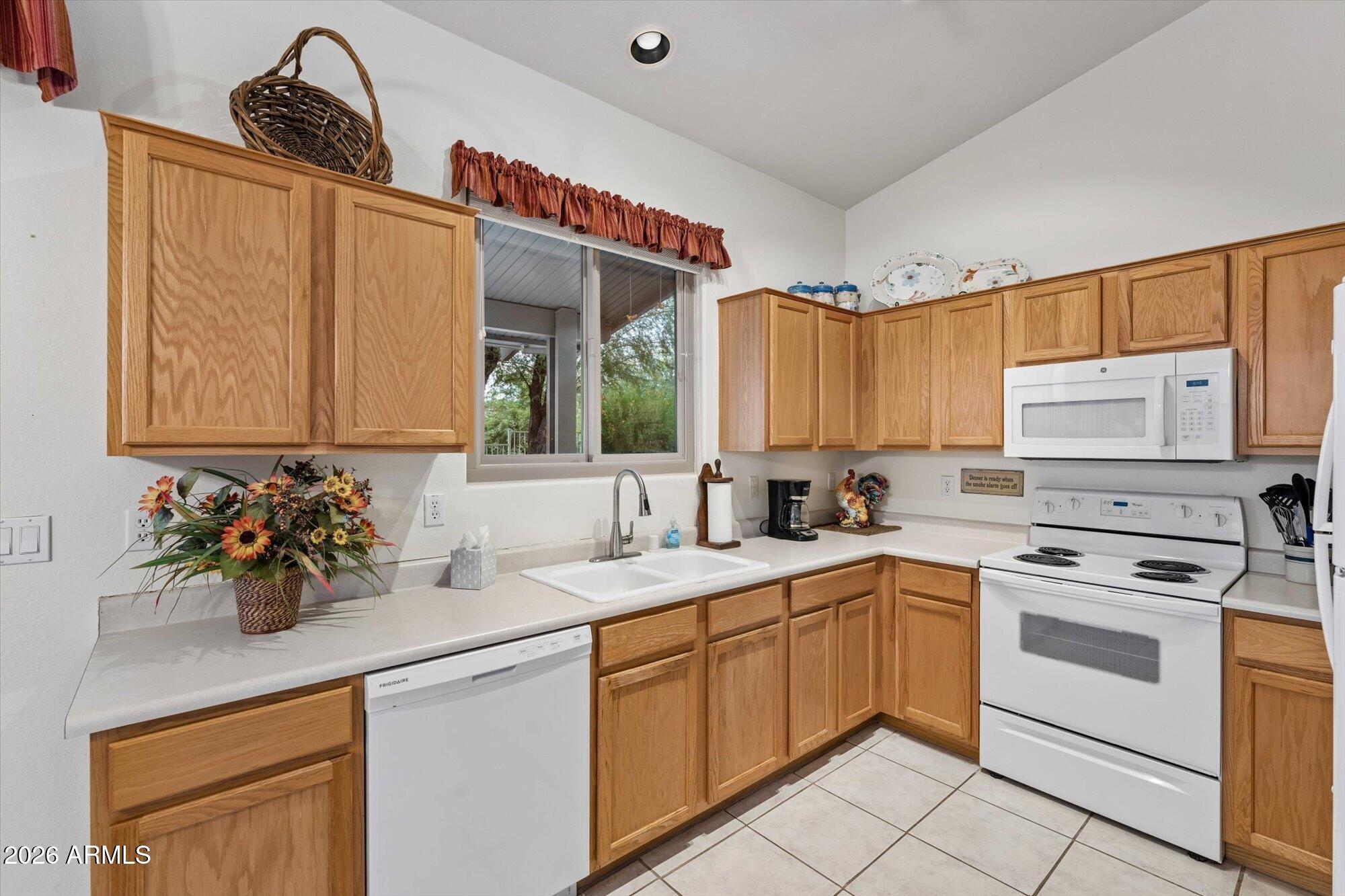 VISTA POINT - Residential