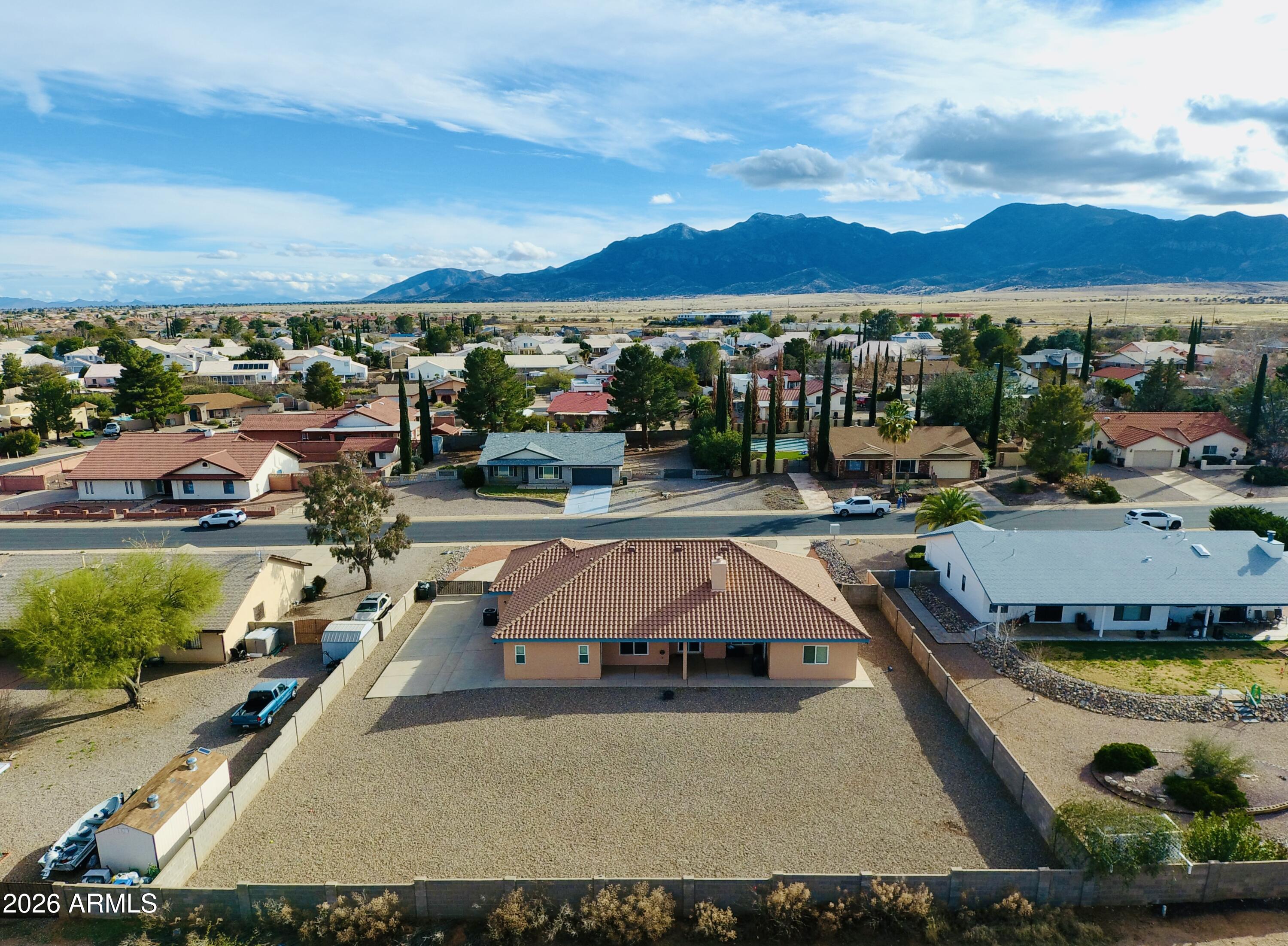 SUMMIT ESTATES - Residential