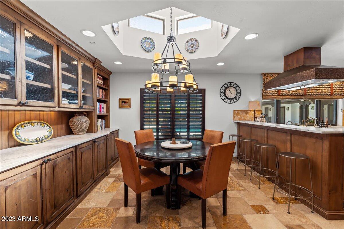 PARADISE VALLEY FARMS - Residential