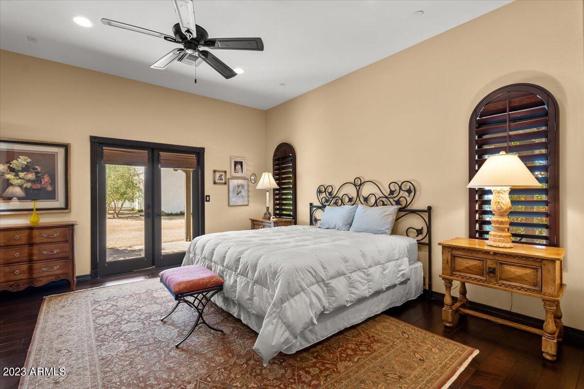 PARADISE VALLEY FARMS - Residential