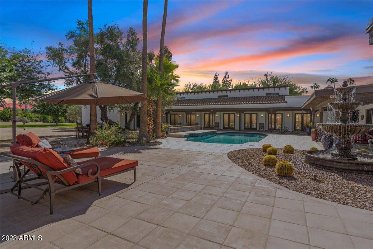 PARADISE VALLEY FARMS - Residential