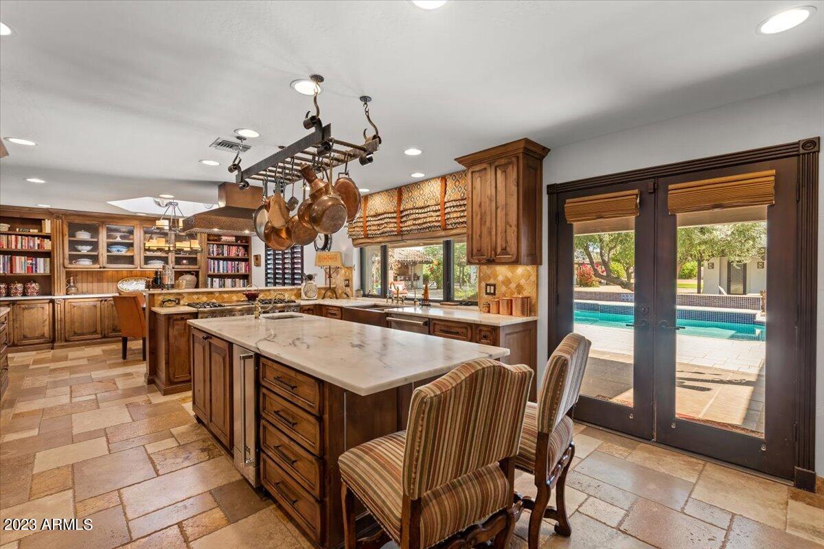 PARADISE VALLEY FARMS - Residential