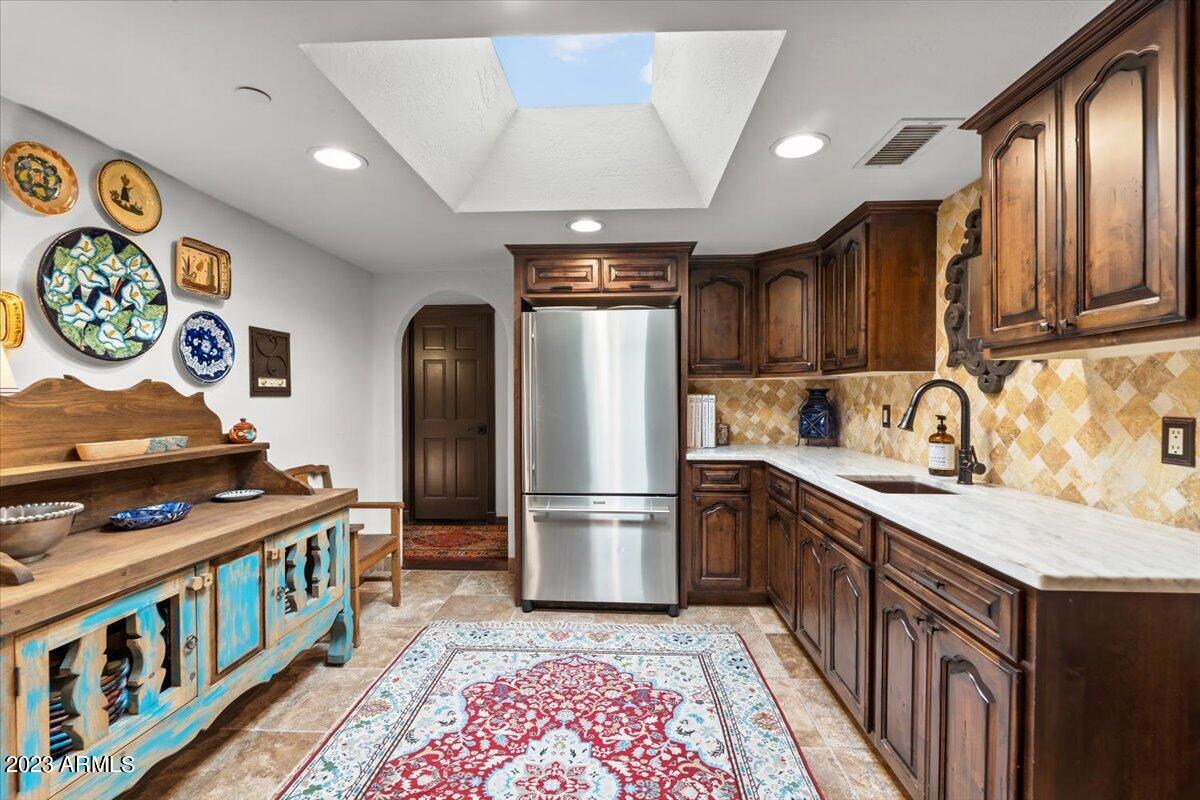 PARADISE VALLEY FARMS - Residential
