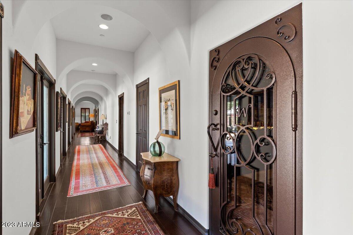 PARADISE VALLEY FARMS - Residential