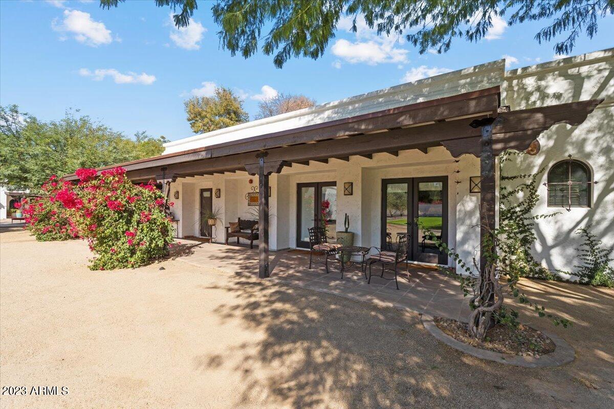 PARADISE VALLEY FARMS - Residential