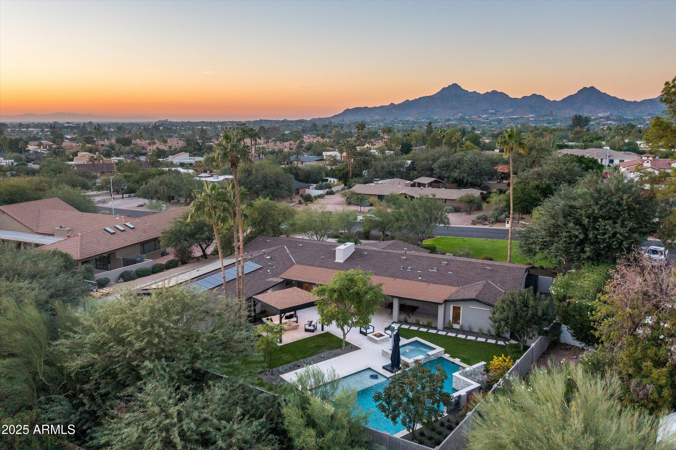 CAMELBACK SIERRA - Residential
