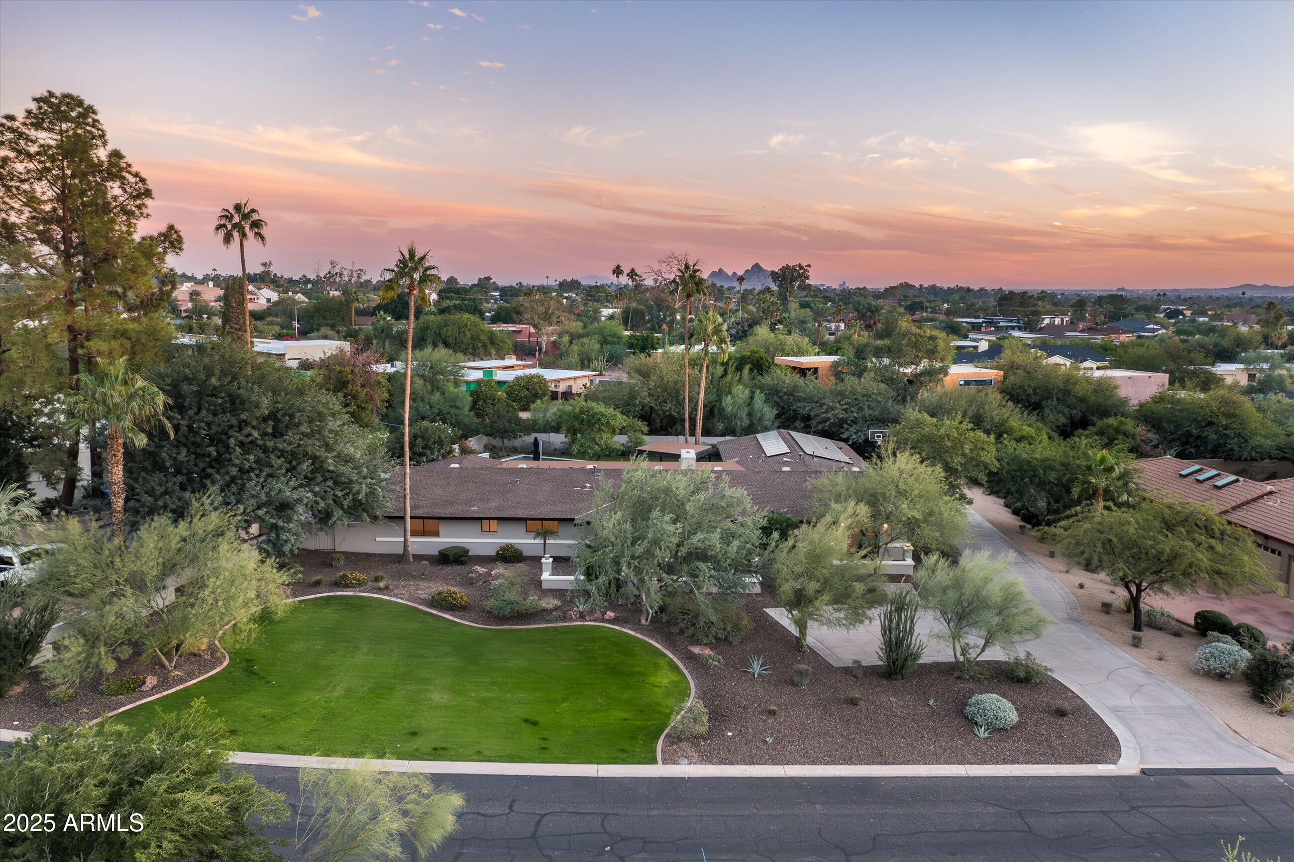 CAMELBACK SIERRA - Residential